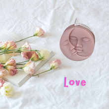 Load image into Gallery viewer, Sunmoon Face Energy Scented Candles